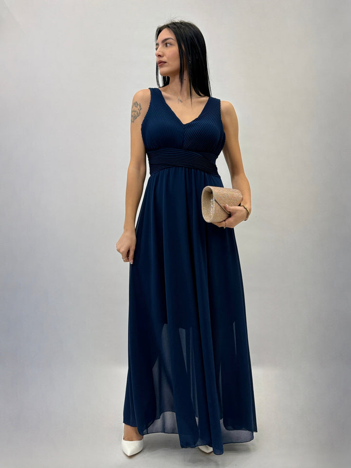 Light blue Daniëlle Dalila Dress by Emma & Rose Cape Town, elegant abiti with flowing fabric and stylish design.