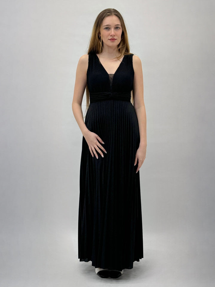 Light blue Selina™ flowing dress by Emma & Rose Cape Town, showcasing a lightweight, elegant abiti with a flowing silhouette.