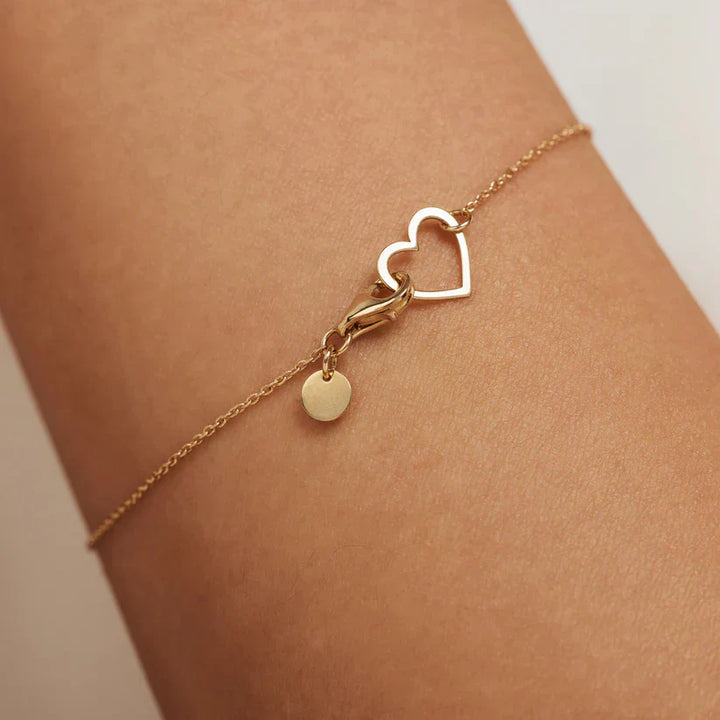 Olivianne™ 14k gold bracelet by Emma & Rose Cape Town, elegant jewelry with delicate design and polished gold finish.