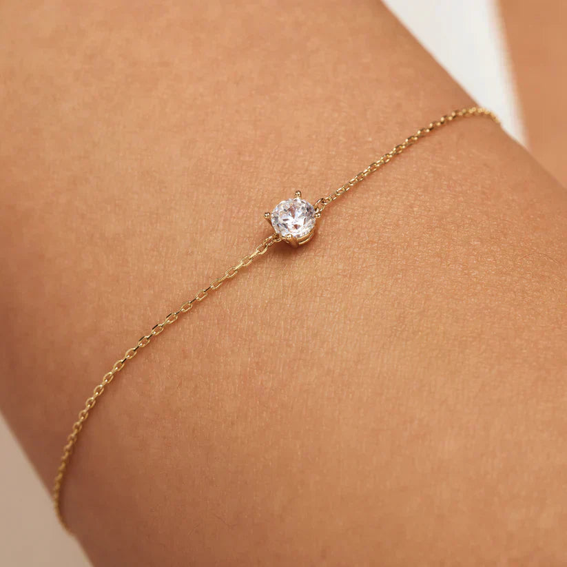 Emma & Rose Cape Town Dalynette gold bracelet featuring sparkling moissanite stones on elegant jewelry arm band