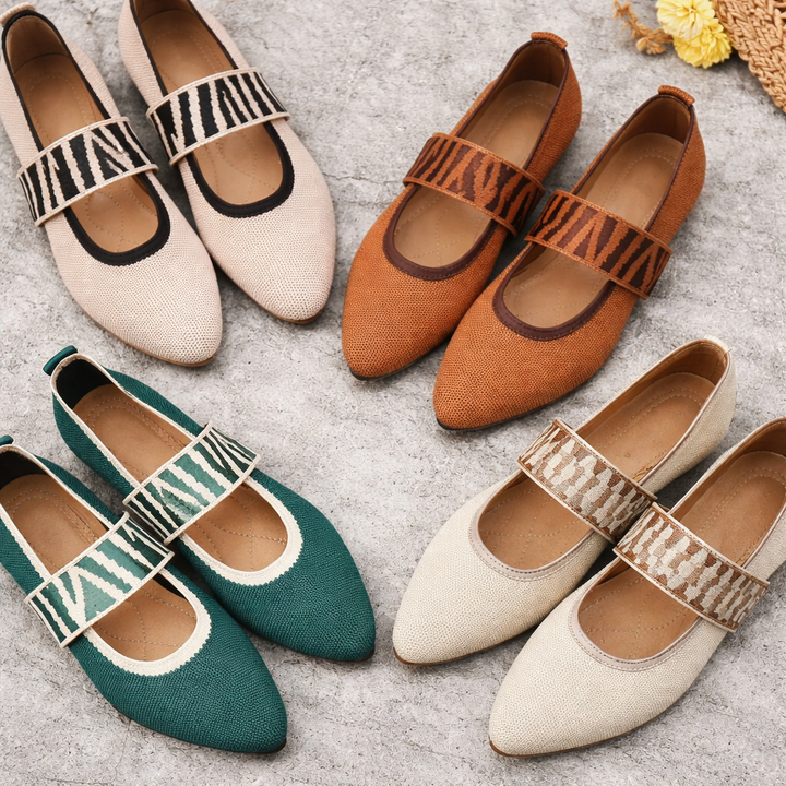 Beige Isadora™ Very Elegant Ballet Flat by Emma & Rose Cape Town, shown on a size 36 foot. Stylish, comfortable leather ballet flat.