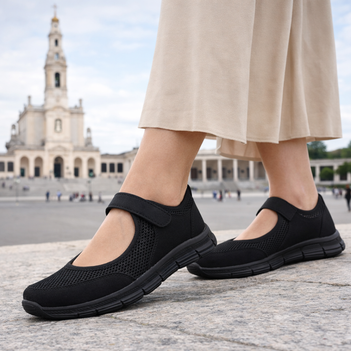 Black Xenia™ super comfortable orthopedic shoes by Emma & Rose Cape Town, showcasing cushioned design and supportive sole.