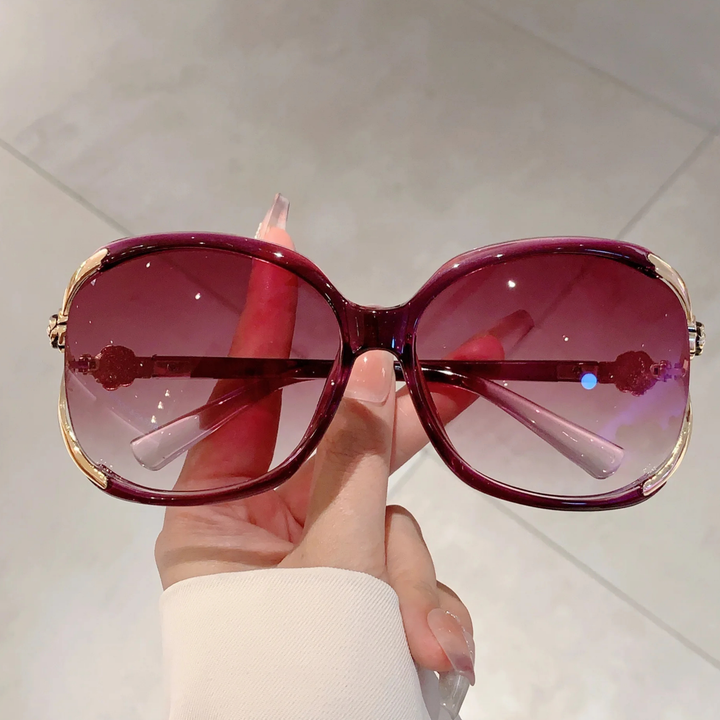 La Fleur Oversized Sunglasses