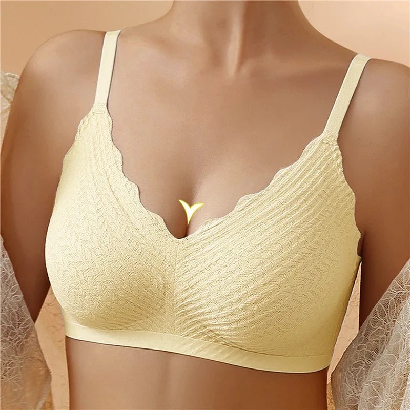Venice™ 4-pack moisture-wicking bras by Emma & Rose Cape Town in black, designed for comfort and breathability.