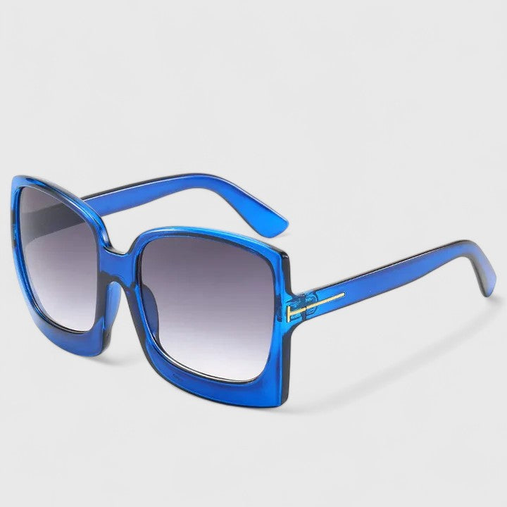 Emma & Rose Cape Town Kynzlee stylish brown sunglasses with rounded frames and tinted lenses, perfect for everyday wear.