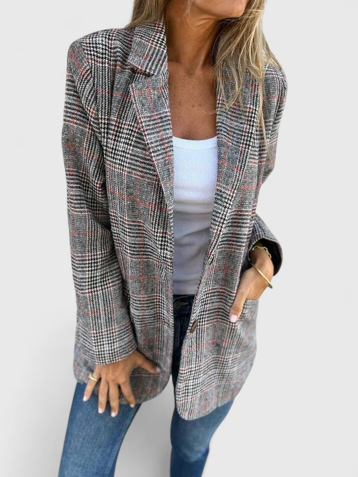 Emma & Rose Cape Town Soralyetta™ comfortable brown blazer, tailored fit, with lapels and long sleeves, stylish for everyday wear.