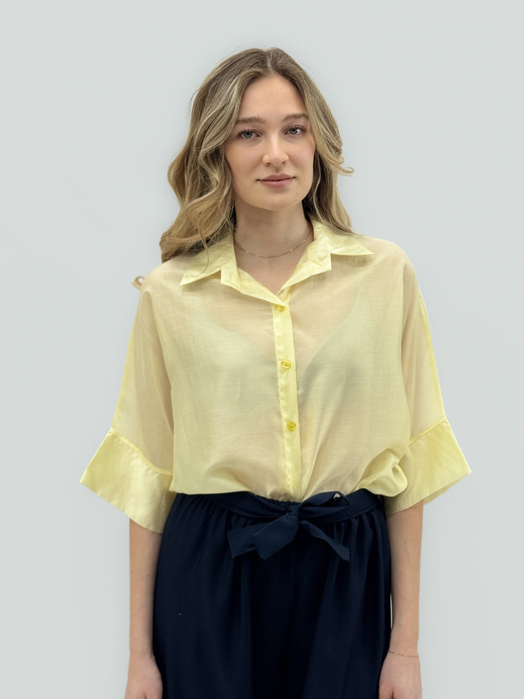 White Lightweight™ camicie shirt with wide sleeves and collar by Emma & Rose Cape Town, shown with a relaxed fit.