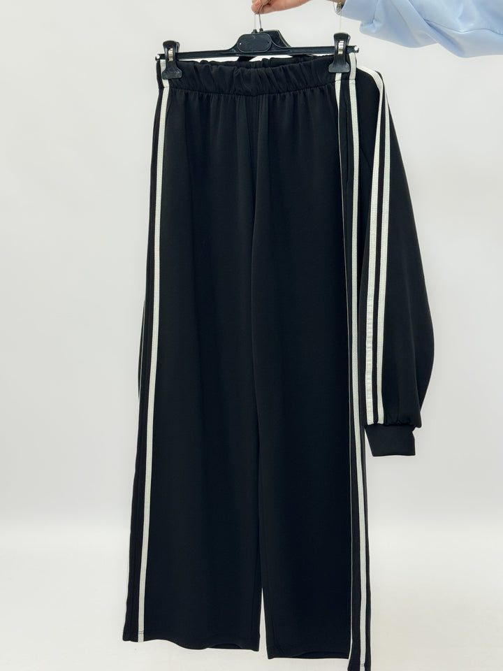 Beige Renske™ Completi by Emma & Rose Cape Town showcasing a stylish sporty chic complete outfit with modern design.