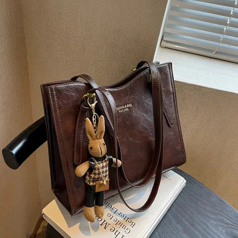 Lena | Vintage Vegan Leather Shoulder Bag