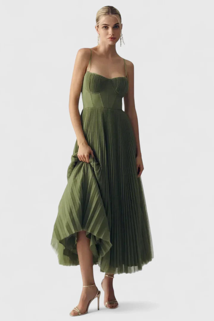Green Hylyana™ elegant dress by Emma & Rose Cape Town, featuring a stylish and sophisticated design for formal occasions.