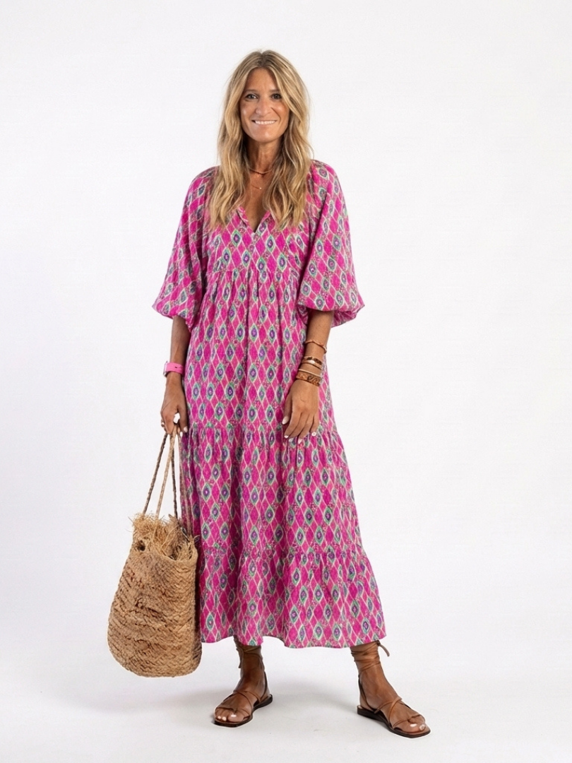 Emma & Rose Cape Town Apolline™ neck-patterned midi dress in green, featuring a stylish and elegant design.