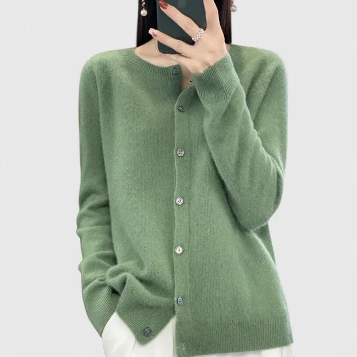 Lyxandria™  |  Comfortable Cardigan