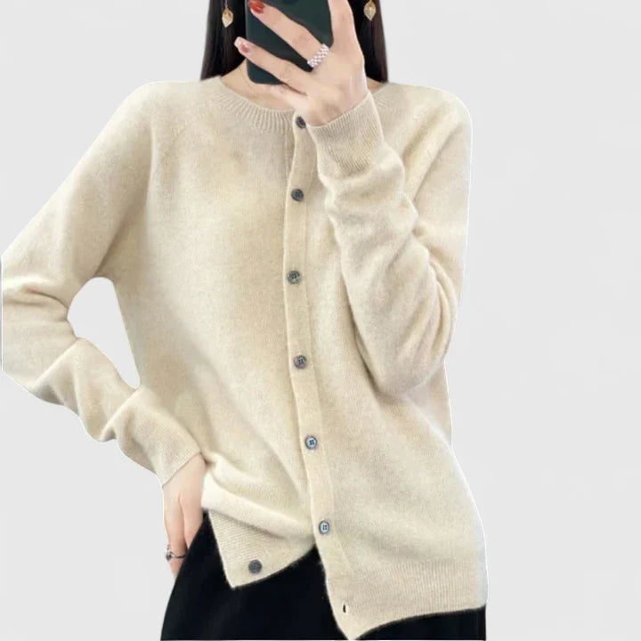 Lyxandria™  |  Comfortable Cardigan