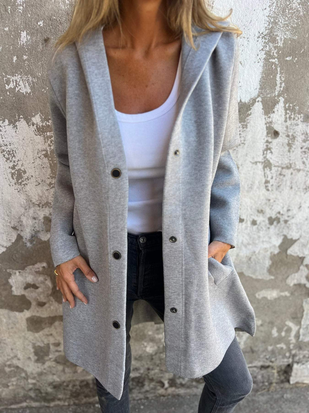 DELACROIX | LONG CHIC GILET WITH HOOD