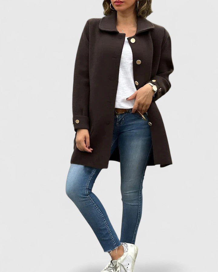 Emma & Rose Cape Town Mei™ elegant khaki coat, stylish jacket with tailored fit and classic design, perfect for sophisticated wear.
