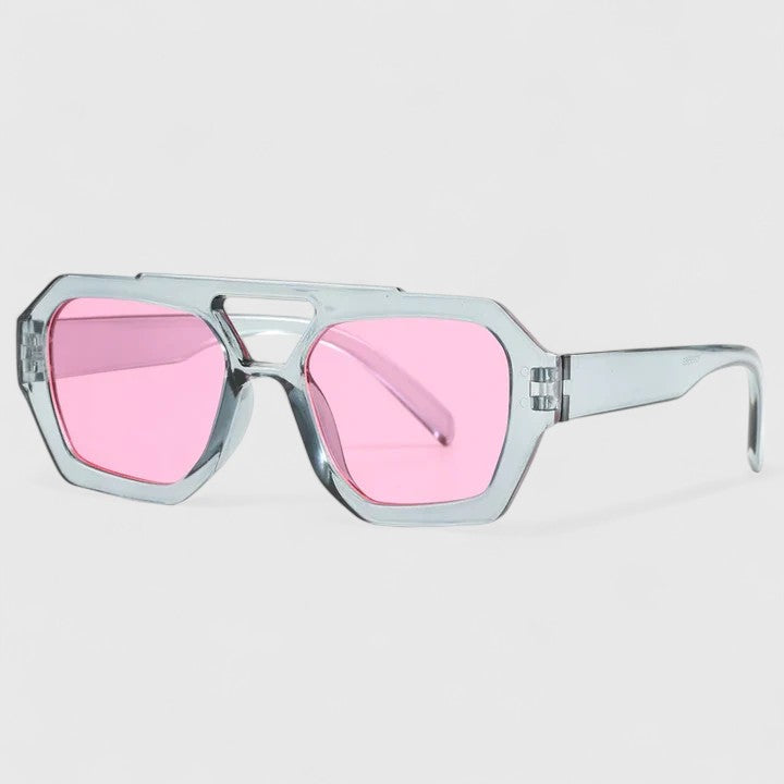 Emma & Rose Cape Town Zhaylinn™ elegant sunglasses with leopard print frames and champagne-colored lenses, stylish and sophisticated.