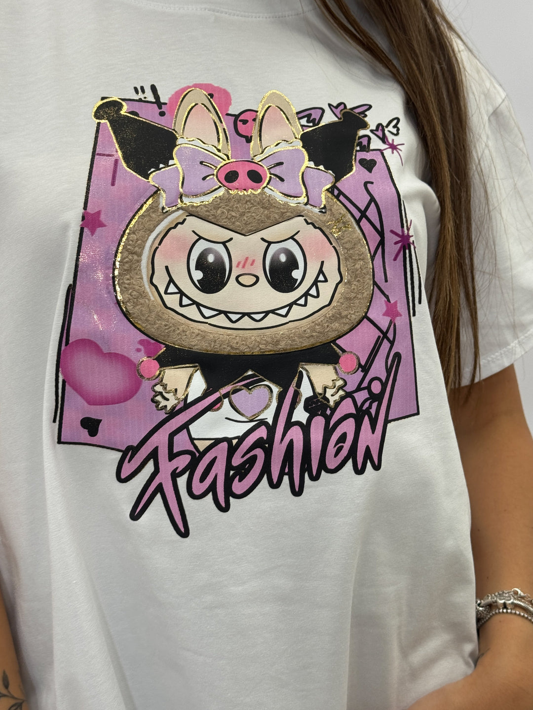 Emma & Rose Cape Town Renske printed T-shirt, soft cotton maglieria with colorful floral design on a casual fit shirt.