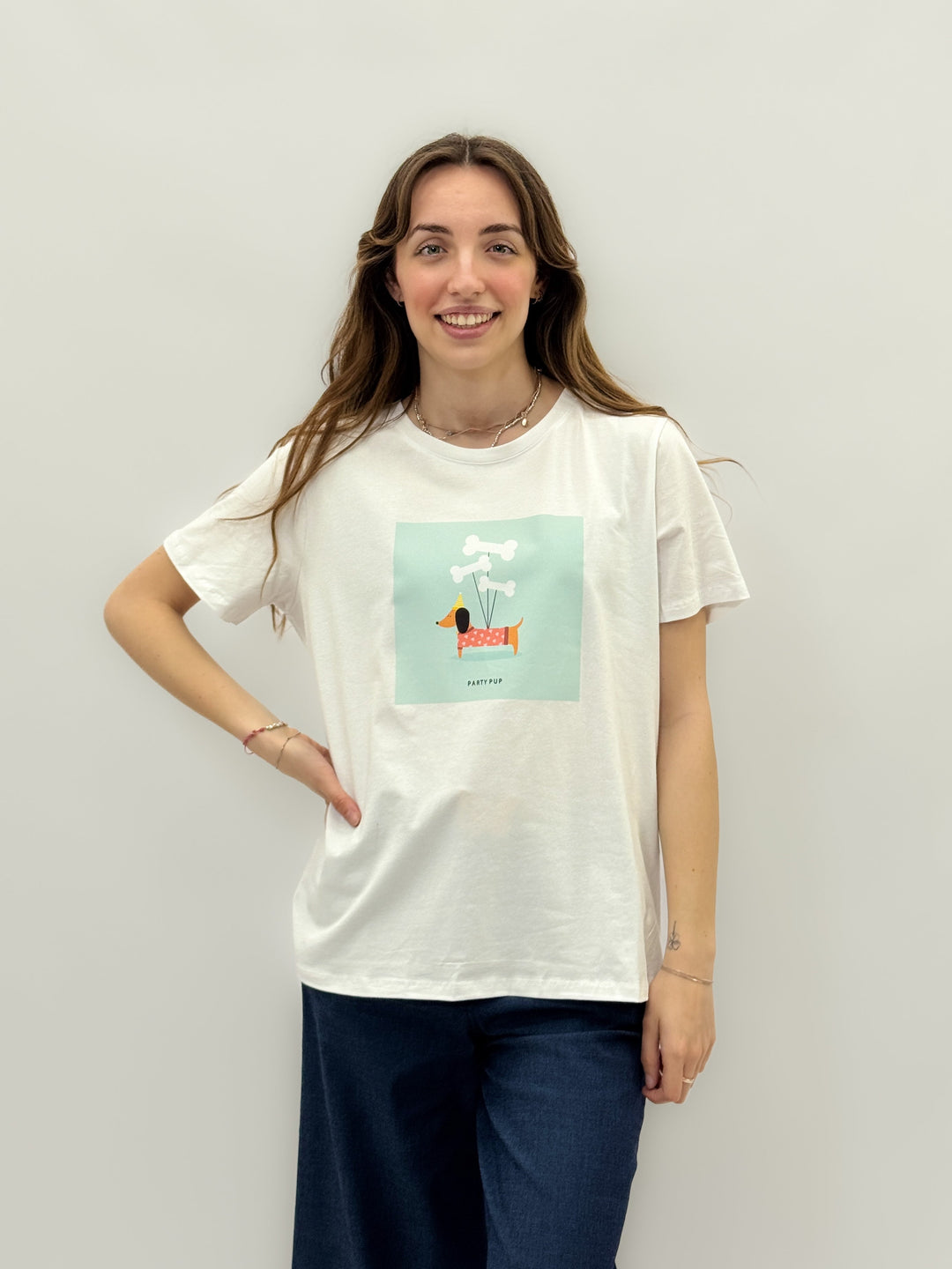 Wendy™ Dachshund design T-shirt by Emma & Rose Cape Town, soft knit maglieria with a cute dachshund print on the front.