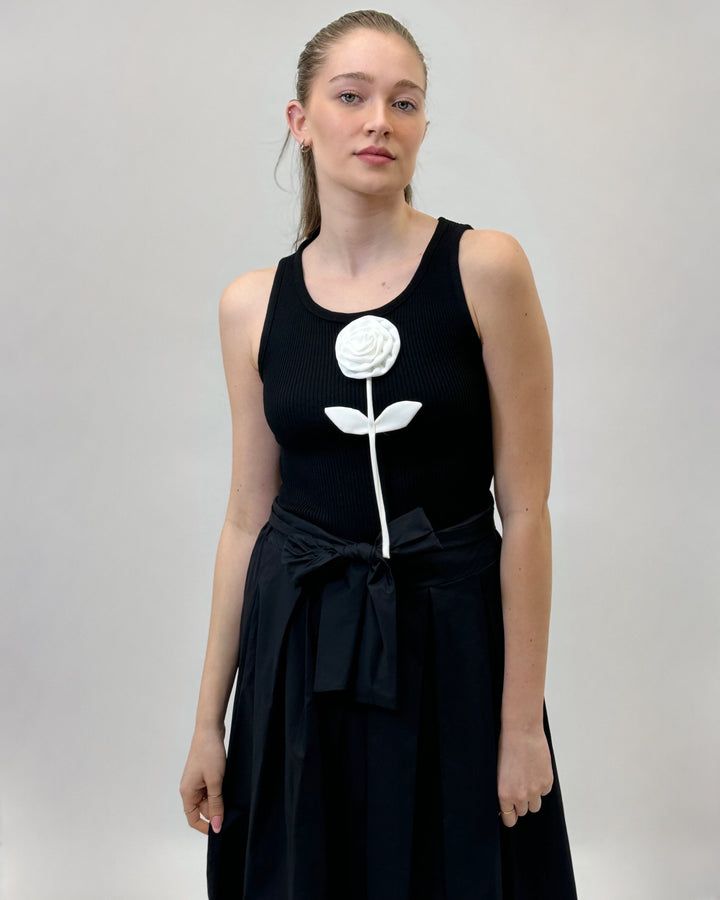 Emma & Rose Cape Town Gretchen tank top in white with pink detail, casual maglieria sleeveless top for women.