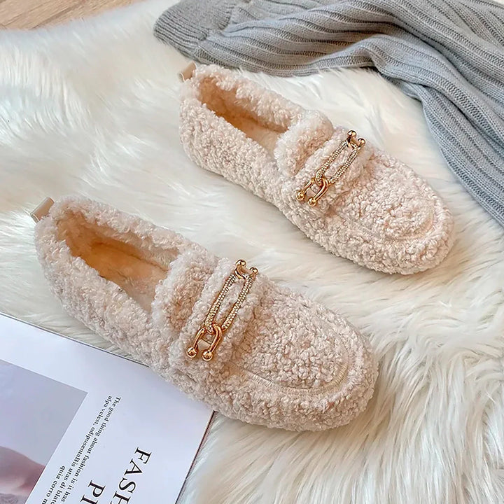 Emma & Rose Cape Town Jolien™ Boreal Elegance Loafers in white, stylish moccasins with refined design and sleek finish.