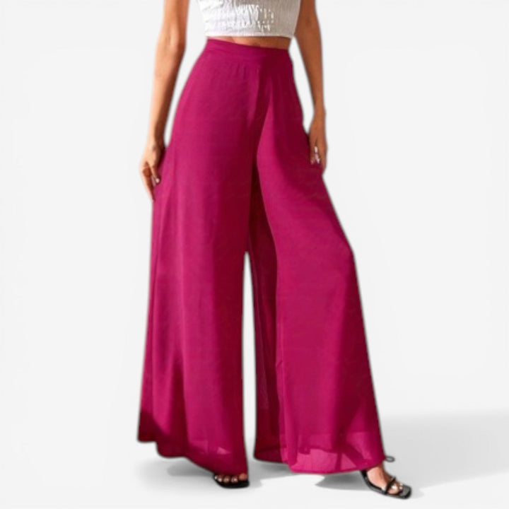 Black Emma & Rose Cape Town Maura™ lightweight elegant trousers with a tailored fit and smooth fabric.