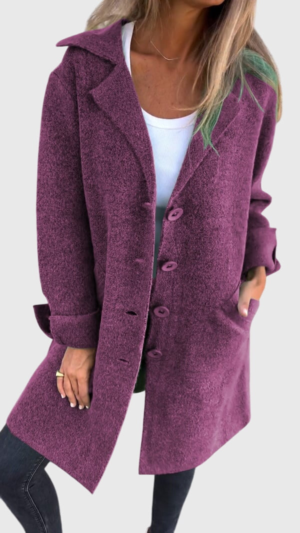 Emma & Rose Cape Town Lisa™ blazer buttons in pink, close-up of stylish metallic buttons on the blazer fabric.