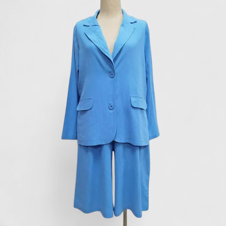 Red Railey™ elegant 2-piece suit set by Emma & Rose Cape Town, featuring a stylish tailored blazer and matching trousers.