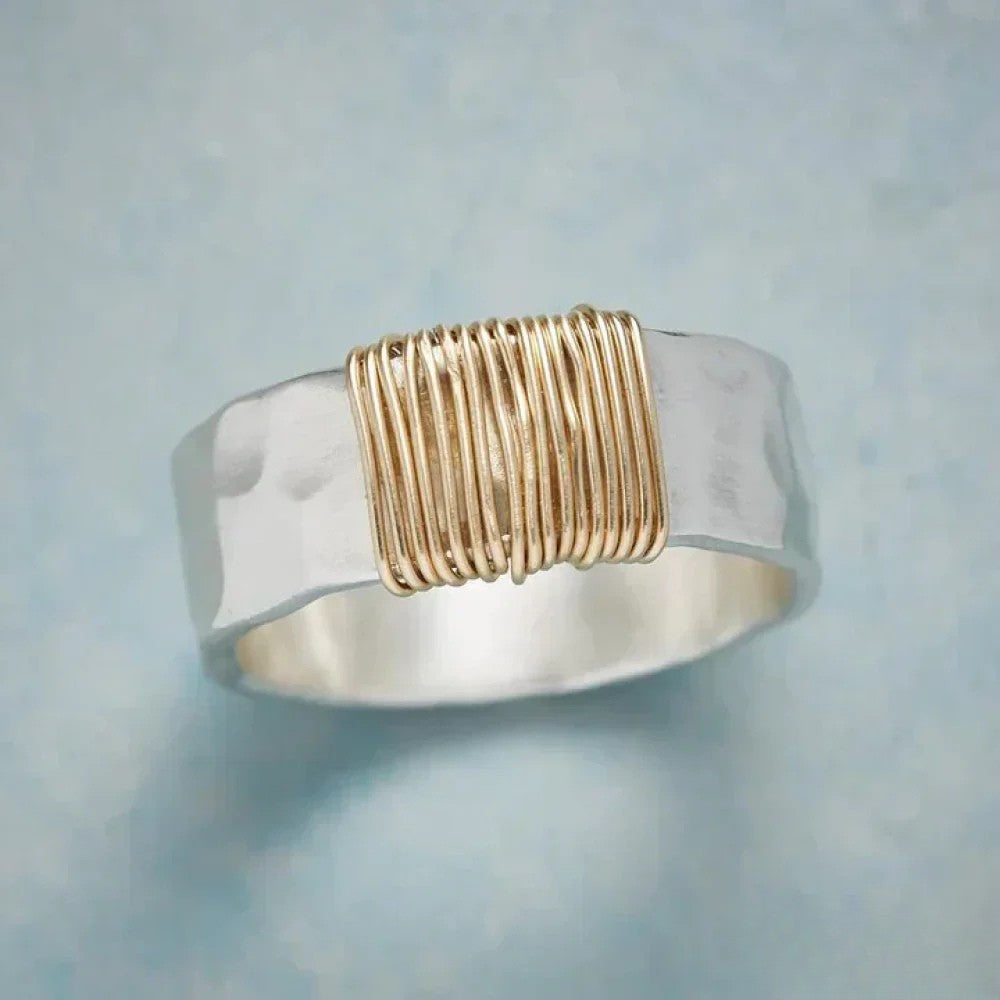 Vintage silver ring with thread detailing by Emma & Rose Cape Town, featuring a delicate, handcrafted design.