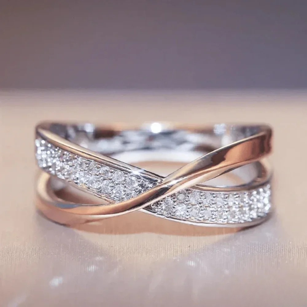 Ulrike™ antique braided ring by Emma & Rose Cape Town, close-up of detailed woven design on gold-toned ring.