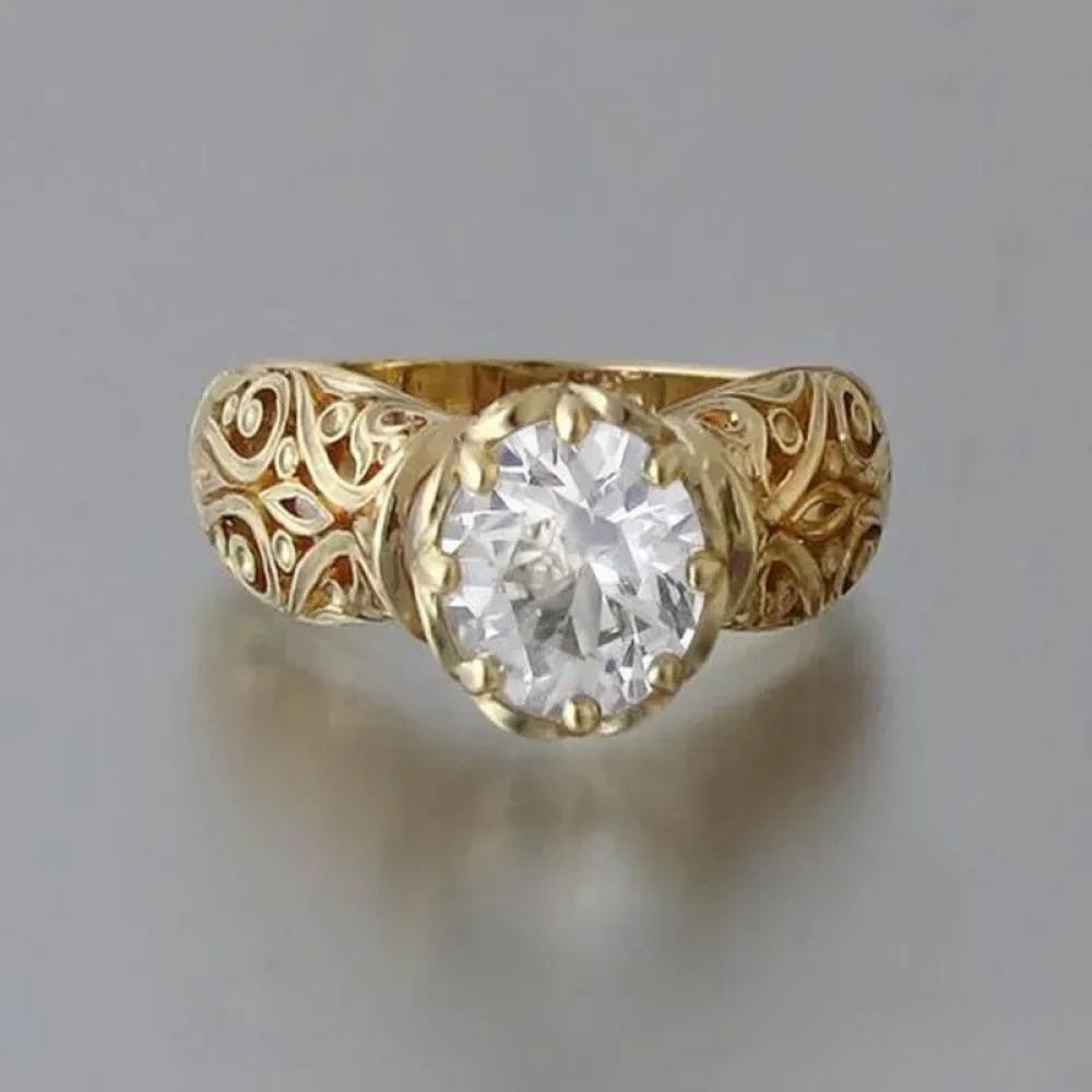 Elegant Viviane™ ring by Emma & Rose Cape Town featuring a sparkling white zirconia gemstone on a sleek band.