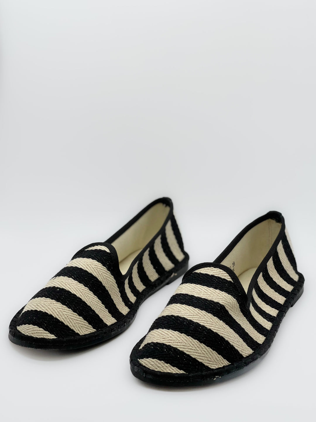 Emma & Rose Cape Town Charlize striped Friulane slippers made of soft, luxurious fabrics in beige, size 36.