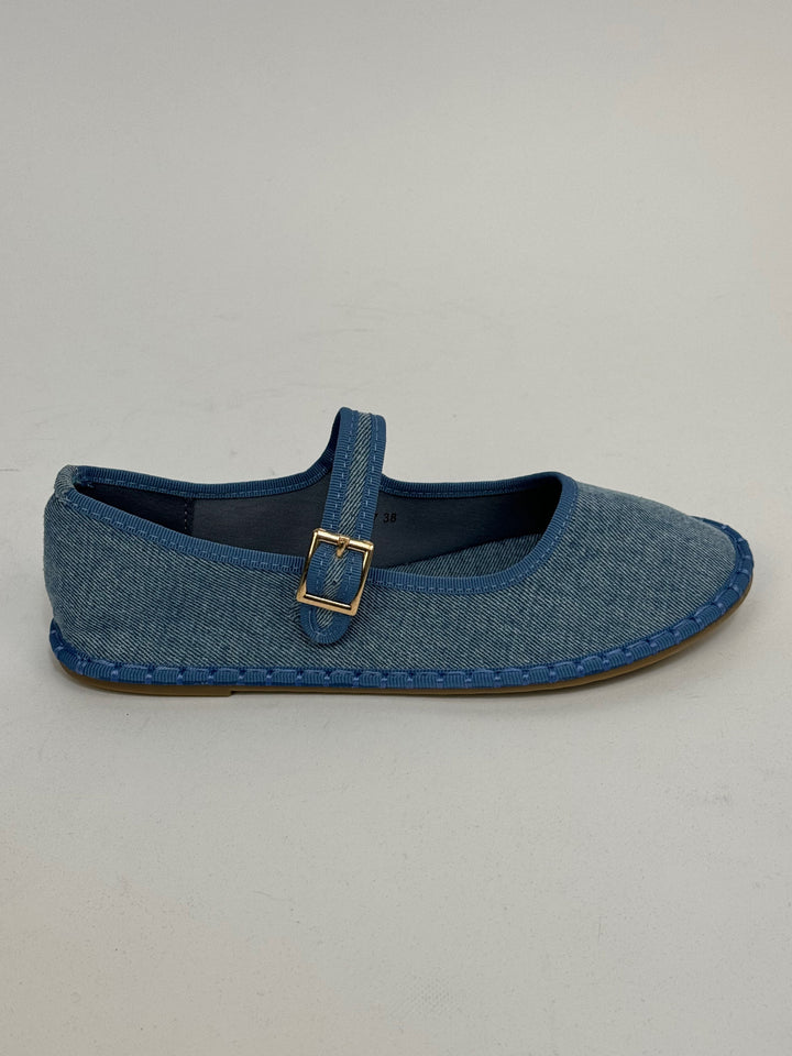 Black Bronwyn™ Friulane strap shoes by Emma & Rose Cape Town, stylish slip-on footwear with a comfortable strap design.