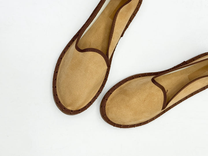 Black Viviane™ Emma & Rose Cape Town scarpe with soft luxurious fabrics and Friulane border design.