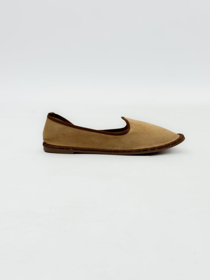 Black Viviane™ scarpe by Emma & Rose Cape Town with soft luxurious fabrics and Friulane border detail.
