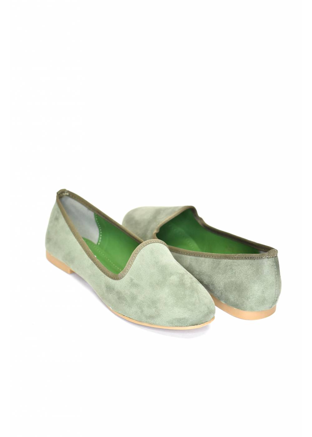 Black Zoë™ Friulane heel shoes by Emma & Rose Cape Town, showcasing elegant slip-on design and comfortable heel height.