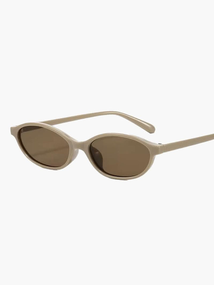 Black Raelynne™ Romantic sunglasses by Emma & Rose Cape Town, stylish Sonnenbrille with elegant frame and tinted lenses.
