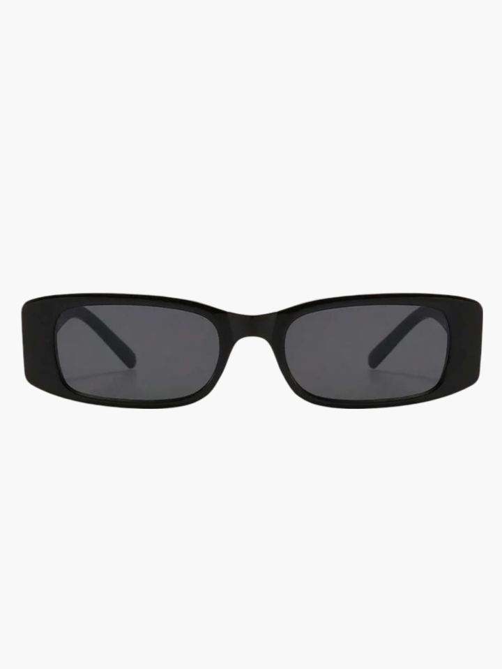 Maesyn™ contemporary sunglasses by Emma & Rose Cape Town, stylish Sonnenbrille with sleek frame and tinted lenses.