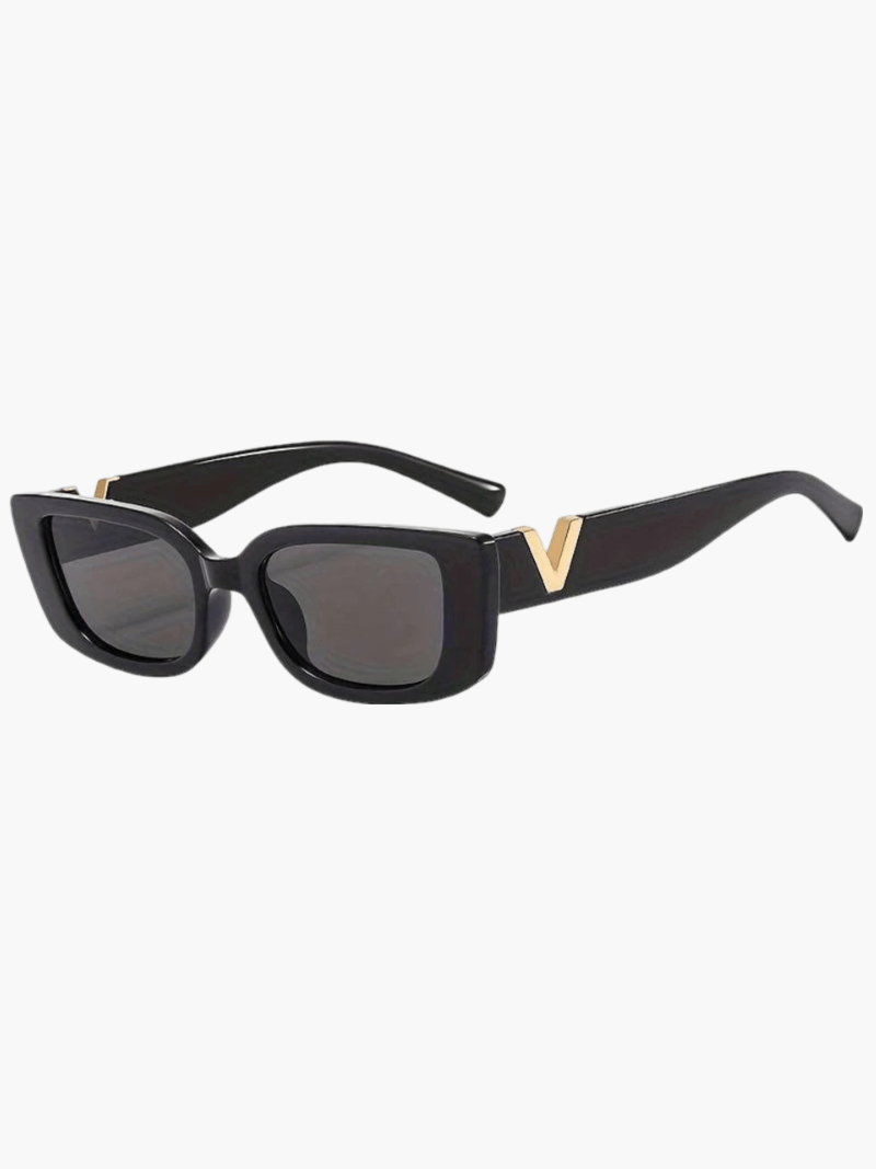 Taytum™ Edgy Sonnenbrille by Emma & Rose Cape Town featuring bold frame and stylish design, perfect for a modern look.