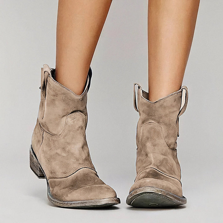 Carien™ women's brown ankle cowboy boots by Emma & Rose Cape Town, stylish fur-lined Stiefel für Damen for a trendy look