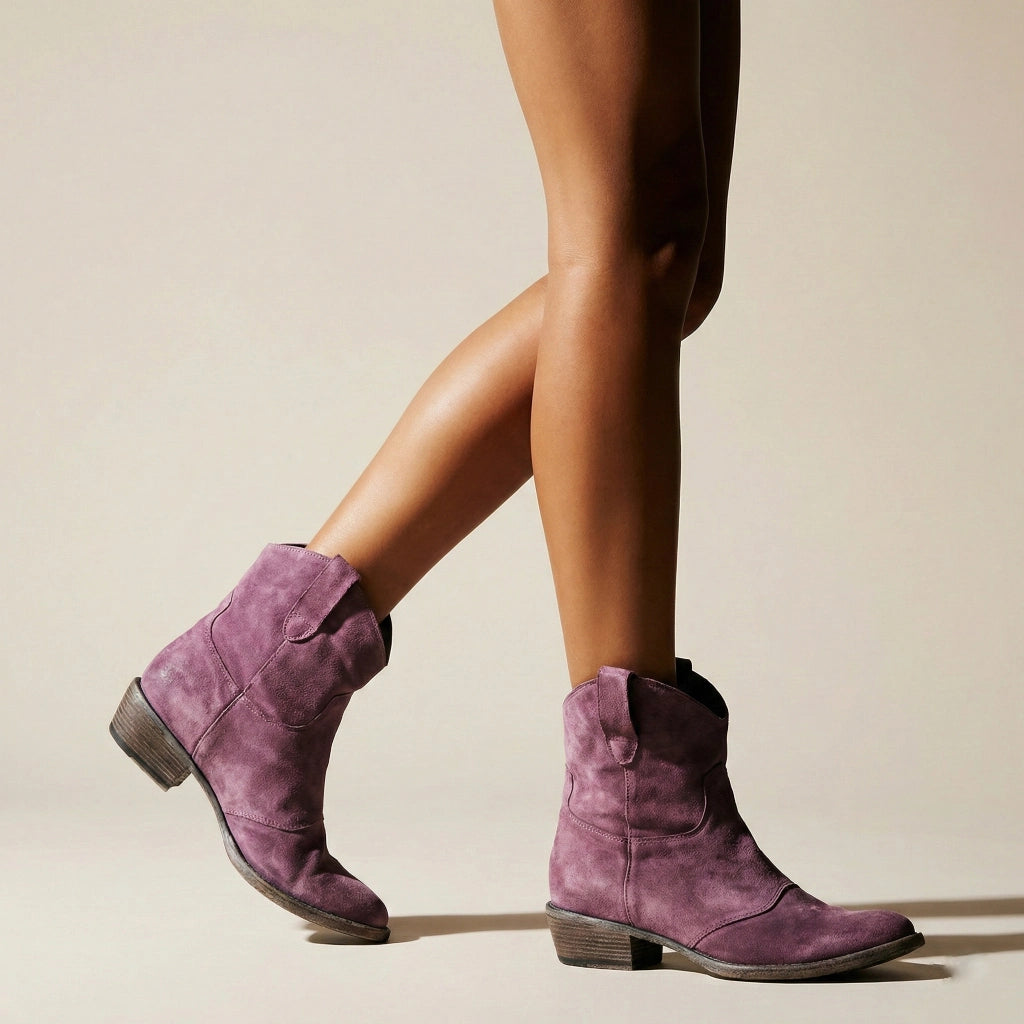 Emma & Rose Cape Town Carien ankle cowboy boots for women, brown leather Stiefel mit Fur, stylish and comfortable for everyday wear.