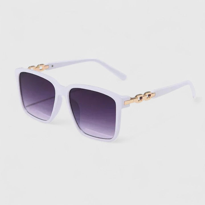 Emma & Rose Cape Town Karssyn elegant sunglasses with animal print design, stylish eyewear for a fashionable look.