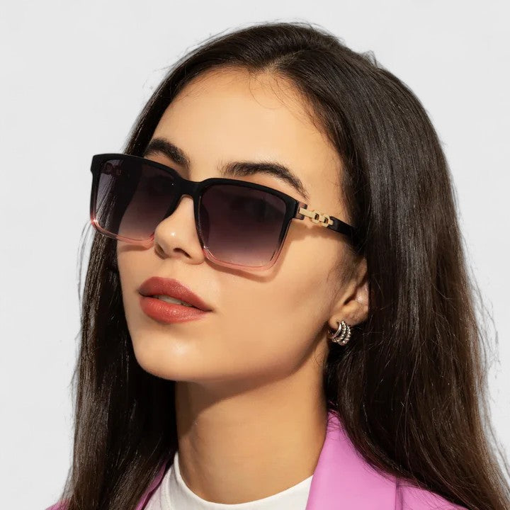 Emma & Rose Cape Town Karssyn elegant sunglasses with animal print frame, stylish and sophisticated eyewear for fashion-forward looks.