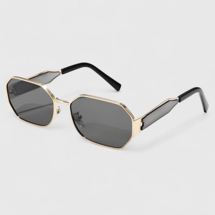 Black Jaylynne™ elegant sunglasses by Emma & Rose Cape Town with sleek frame and tinted lenses, stylish and sophisticated.