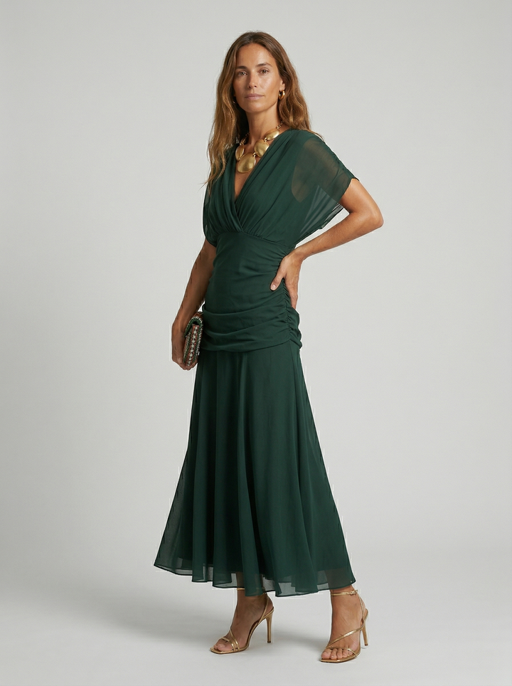 Nora | Long Dress with V-Neck