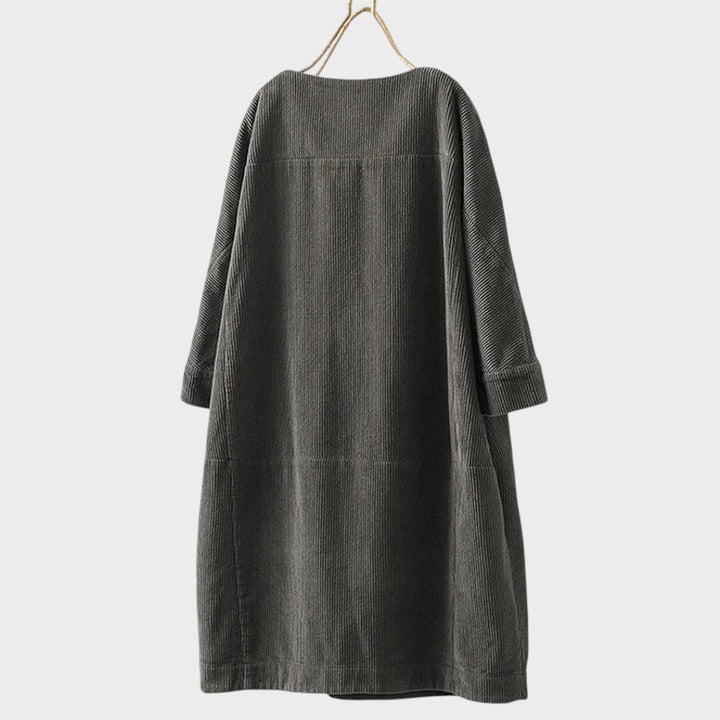Red Paula™ Emma & Rose Cape Town corduroy dress featuring soft, luxurious fabrics and a stylish, comfortable vestido design.