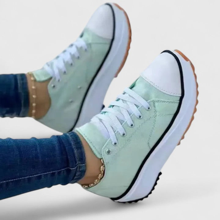 Kelly™  |  Comfortable Sneakers