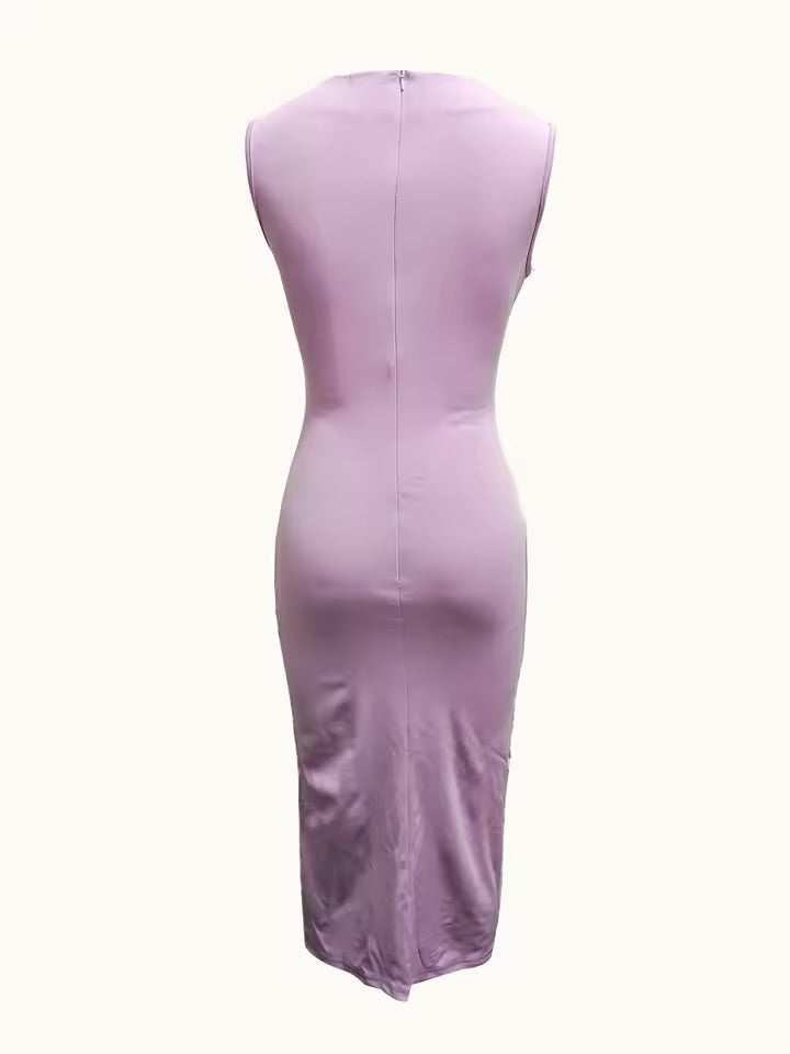 Emma & Rose Cape Town Delaney elegant white scoop neck bodycon dress with side split, fitted silhouette and stylish design.