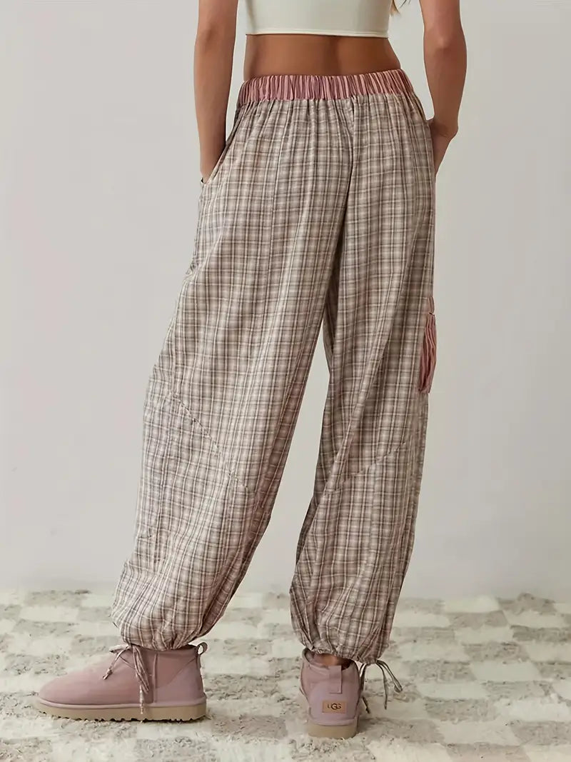 Pink women's lounge set by Emma & Rose Cape Town featuring a comfortable, relaxed fit and soft fabric for casual wear.