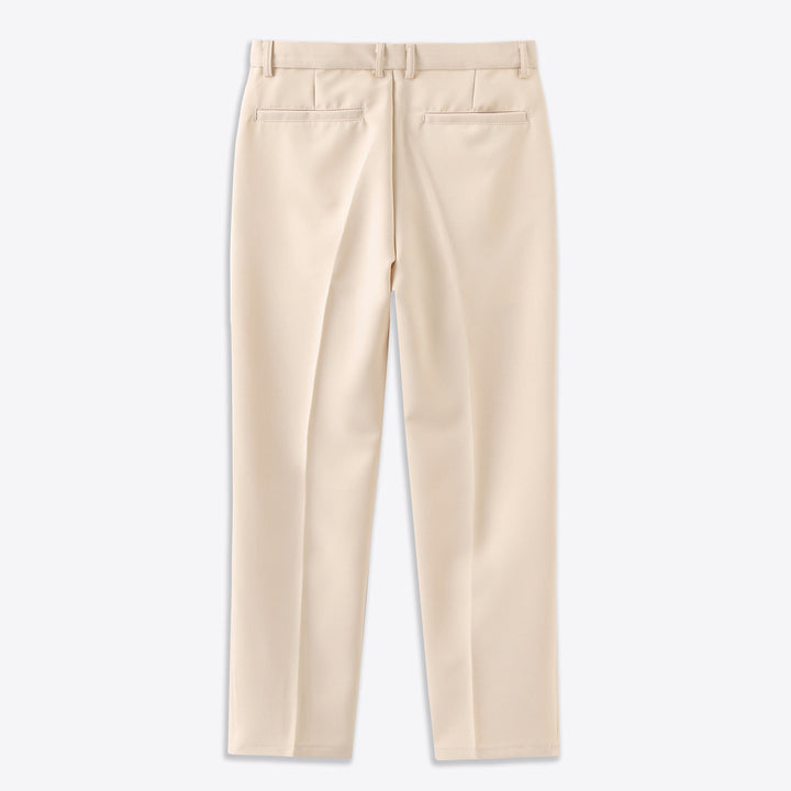 Black Janneke™ Amista stretch pantalon by Emma & Rose Manhattan, shown in a relaxed fit with smooth fabric and modern style.