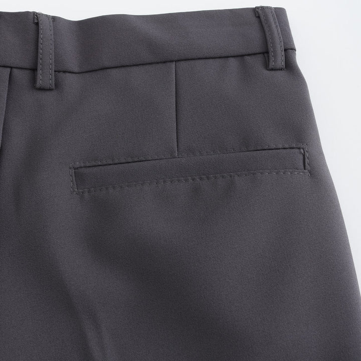 Black Emma & Rose Manhattan Janneke™ Amista stretch pantalon, slim-fit women's trousers with comfortable stretch fabric.